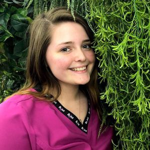 Meet your Posher, Abby